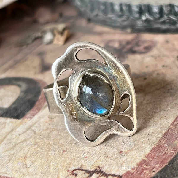 Organic Labradorite Ring – Handcrafted Sterling Silver Cutout Art Jewelry