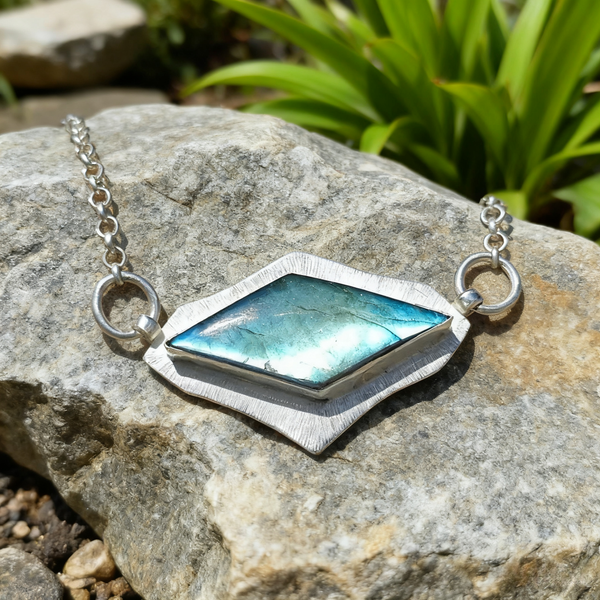 Handmade Bohemian 925 Silver Necklace with Labradorite Pendant