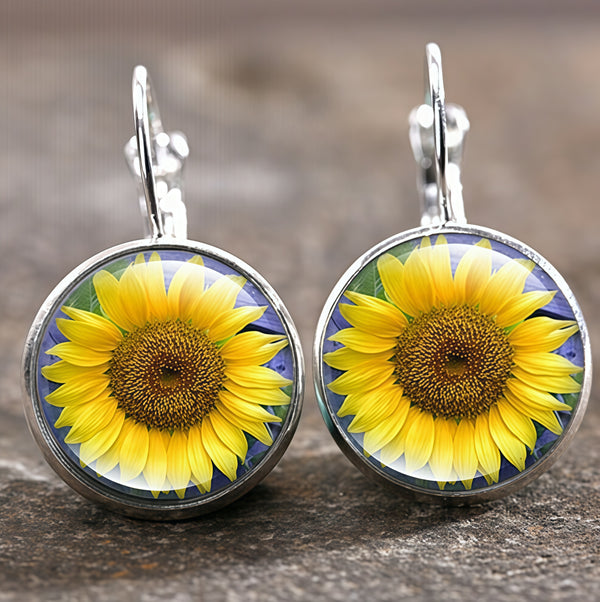 Handmade Bohemian Resin Dangle Earrings with Sunflower Design