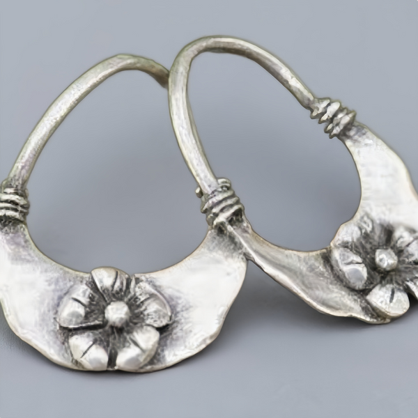 Rustic Floral Hoop Earrings – Handcrafted Vintage Silver Flower Drop Design