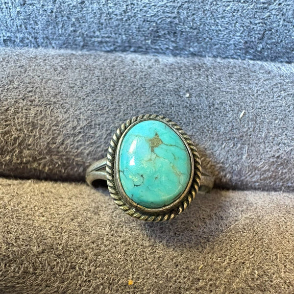 Vintage Turquoise Sterling Silver Ring