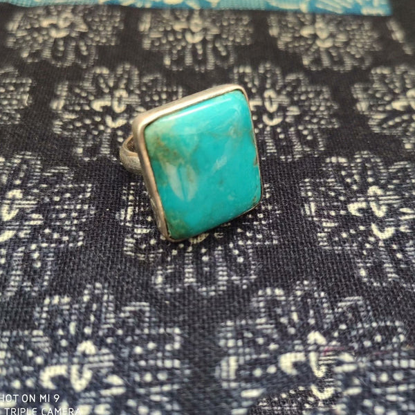 Sterling Silver Turquoise Ring – Minimalist Bezel Set Oval Gemstone Statement Ring
