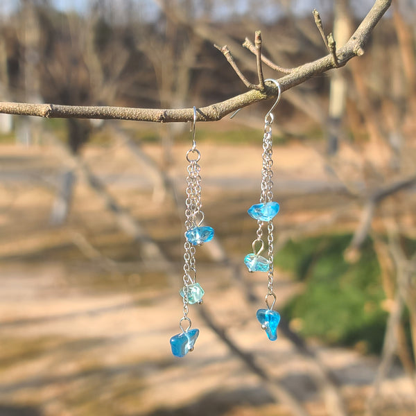 Elegant Blue Crystal Chip Dangle Earrings – Silver Chain Waterfall Drop Design